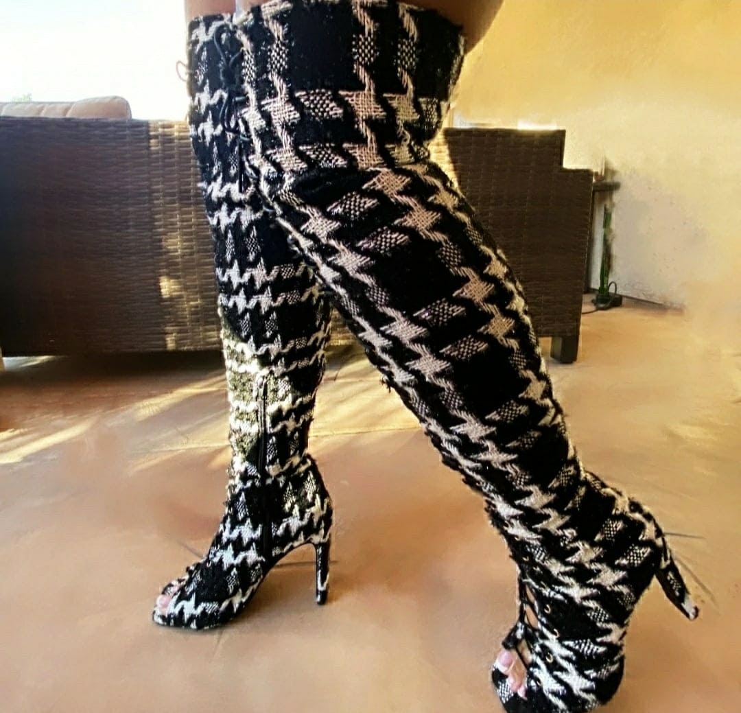 Rayna Houndstooth Boots